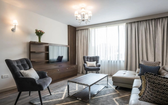 Yaya Hotel and Apartments