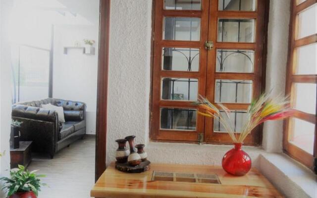 Hotel + Arte