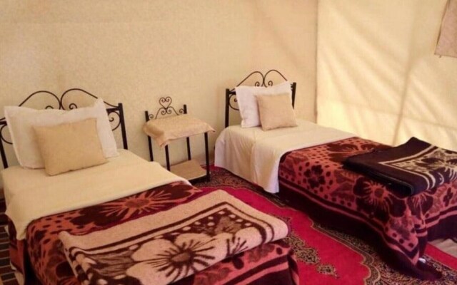 Bivouac Karim Sahara