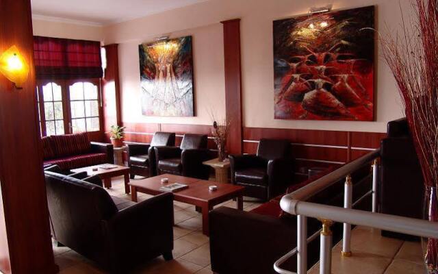 Life Hotel