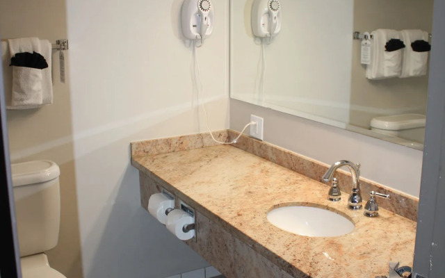 The Royal Anne Hotel