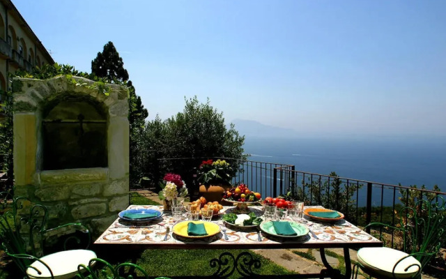 Villa Alma in Massa Lubrense