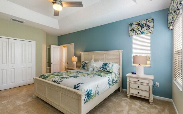 Lake Views, Private Pool & Spa, Games Room..