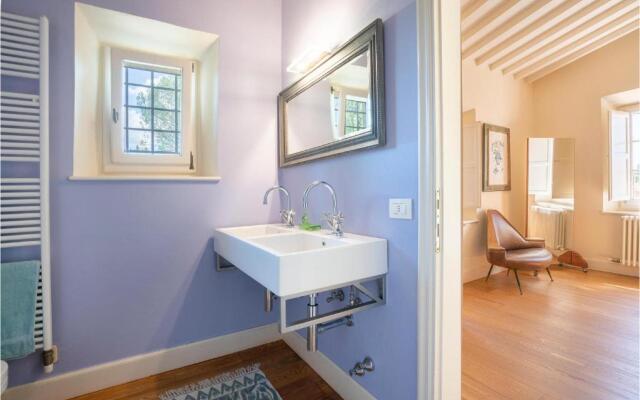 Stunning Home in Impruneta With 3 Bedrooms and Wifi