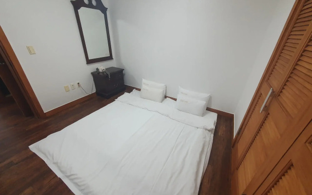 Suanbo Hotel Screen