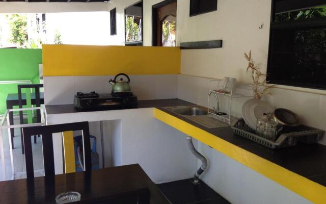 Ari Home Stay