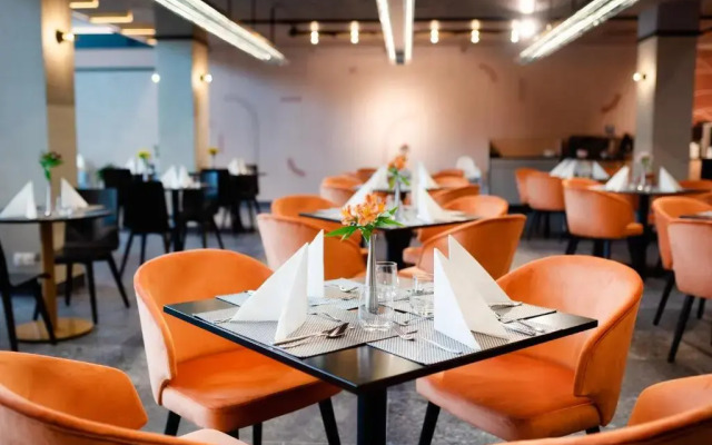 Hunguest Hotel Repce