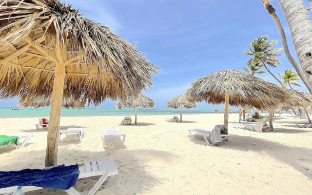 Relax Studios Deluxe POOL WIFI BEACH