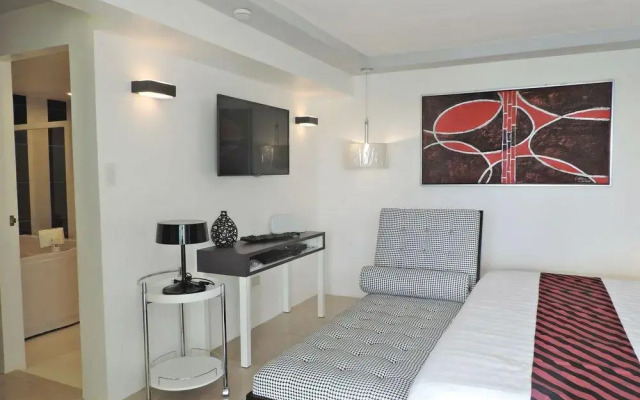 The Green Olive Garden