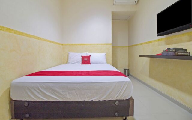 RedDoorz Near Gajah Mada Plaza