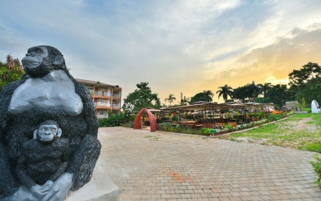 African Tribe Hotel