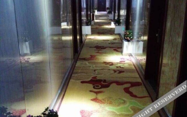 Super 8 (Xi'an Lintong Huaqingchi)