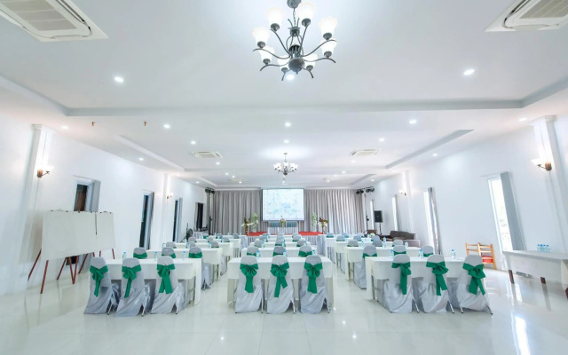 Park & Pool Resort