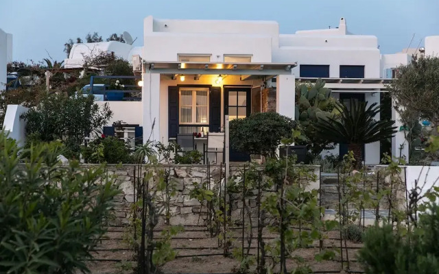 Sunset Beach House With two Bedrooms