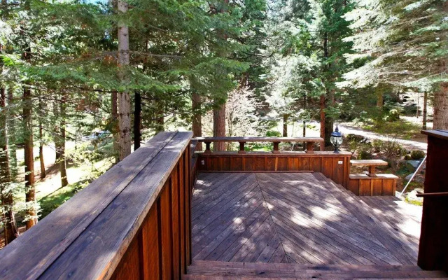 Yosemite Scenic Wonders - Fish Camp Area