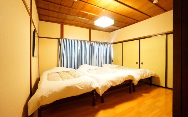 Rainbow Takayama Private House