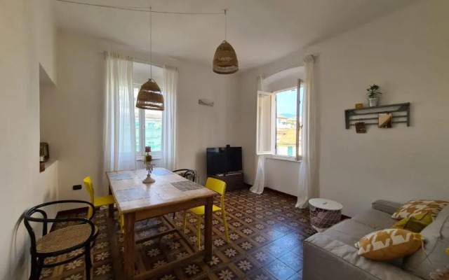 Casetta in Centro, a Chiavari, by Cinqueterrecoast