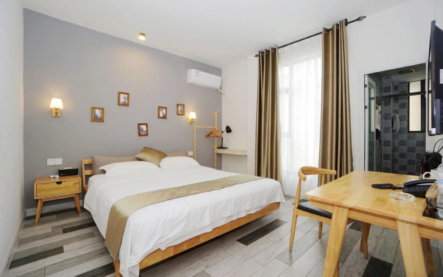 Guilin Lakeside Yige Hotel