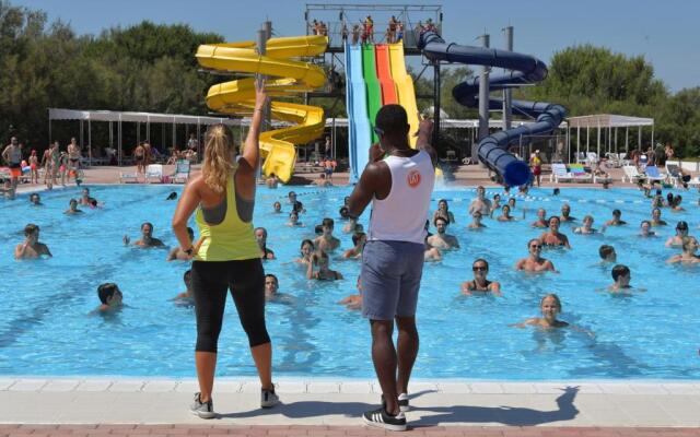 Isamar Holiday Village