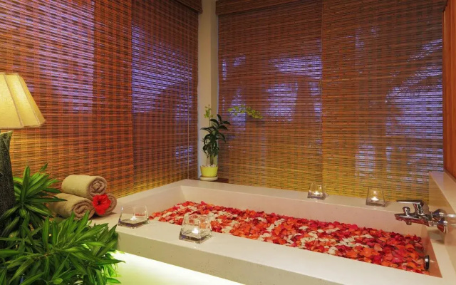 The Cliff Resort & Residences