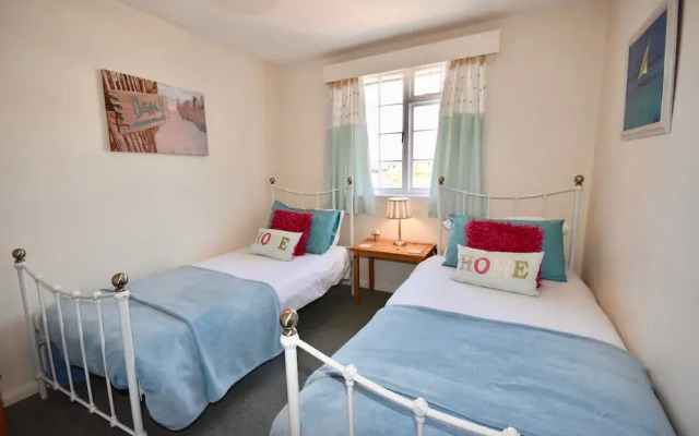 Harbour Life - Yarmouth