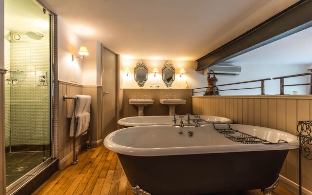 Great John Street Hotel