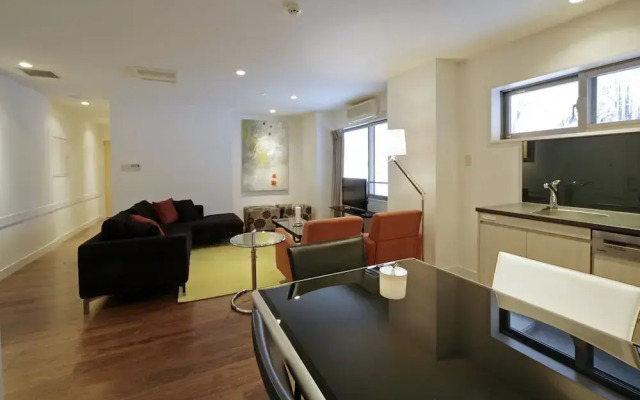 The Ridge Hotel & Apartments