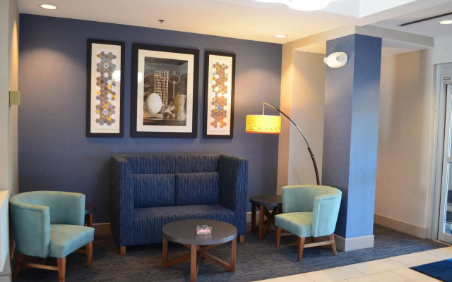 Holiday Inn Express & Suites Oxford by IHG