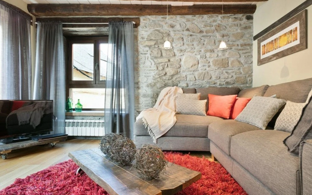 Luderna - Apartamento Pin RÃ²i