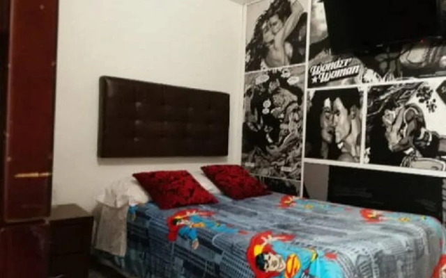 Hotel Comic City