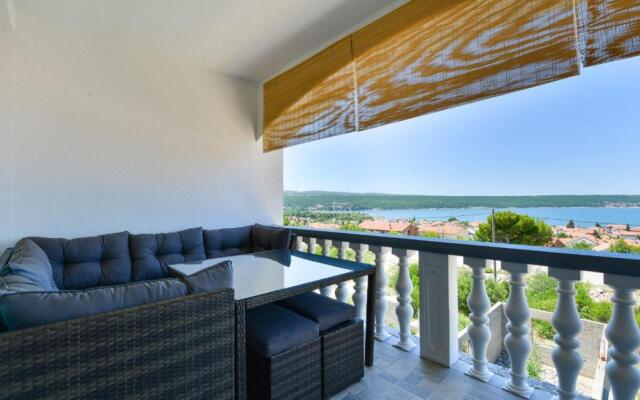 Pool apartment Leonardo