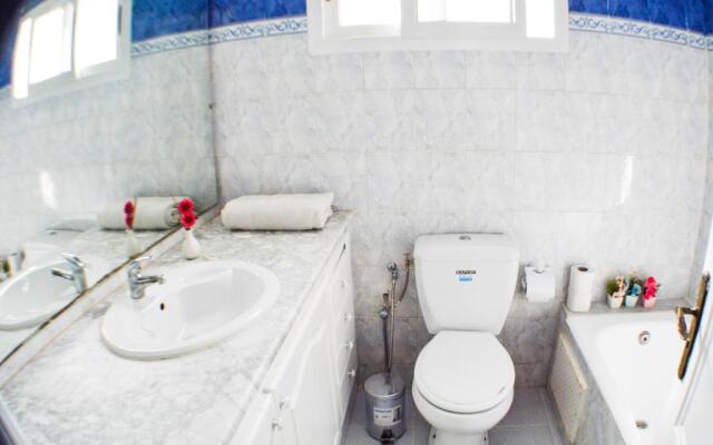Cosy Triplex in la Marsa - 3 Bed 2 Bath