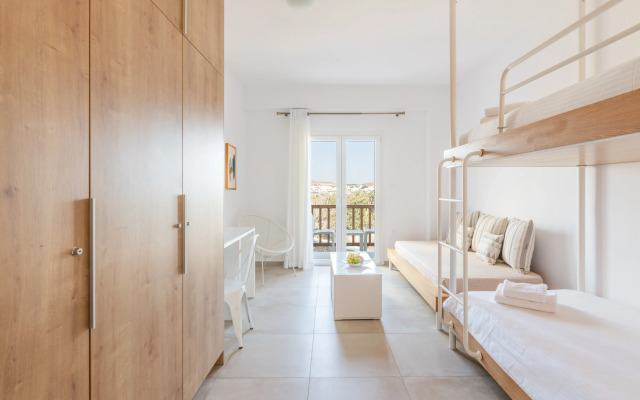 Mykonaki Hotel
