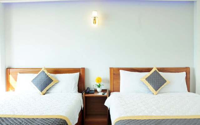 SeaSide Hotel Quy Nhơn