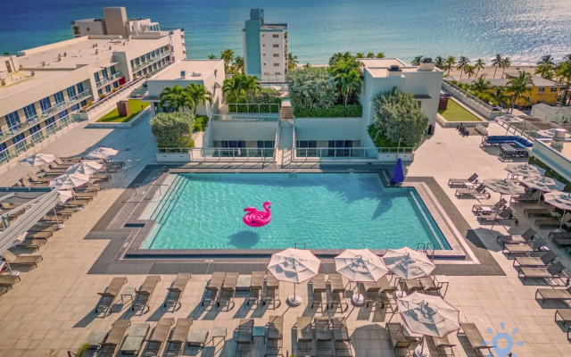 Amazing Pool  Balcony - Up To 6  Near Beach, Hollywood