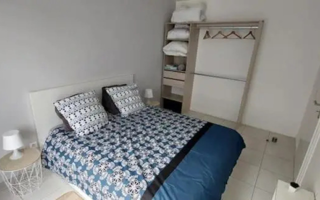 Bel appt neuf - vue mer - terrasse - parking privé