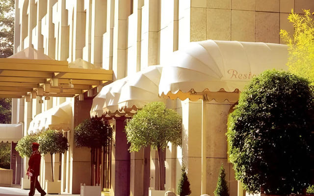 Le Royal Hotels & Resorts