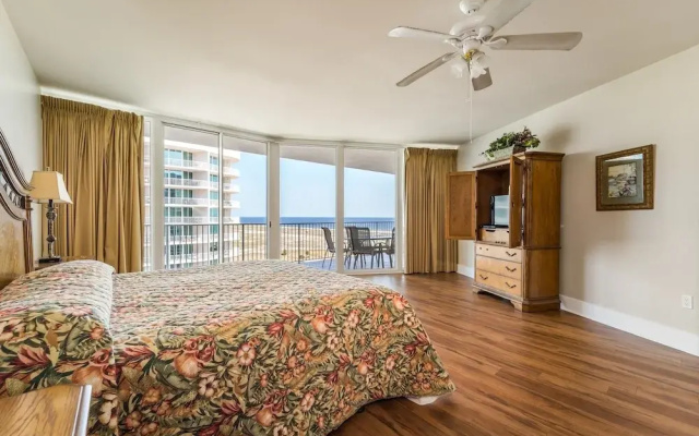 Crc1009 2 Bedroom Condo