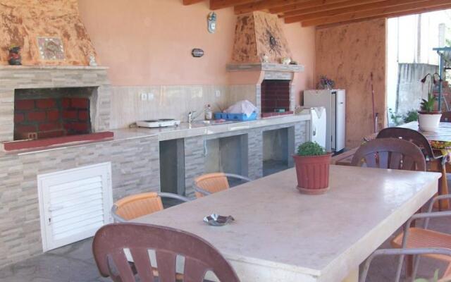 Sofia & Lakis House