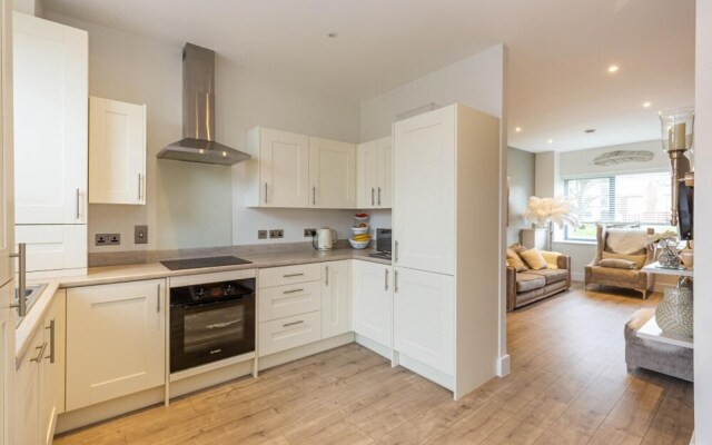 Luxury Townhouse Next to Bicester Village