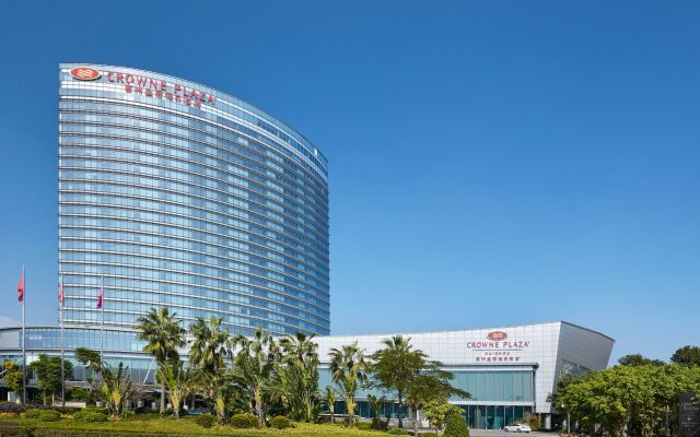 Crowne Plaza Huizhou, an IHG Hotel