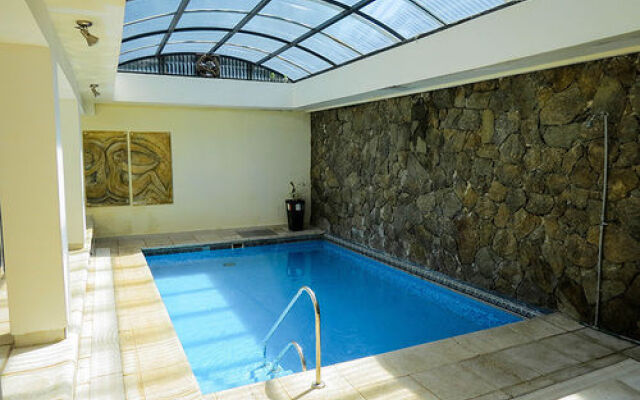 Howard Johnson Hotel & Spa Villa General Belgrano