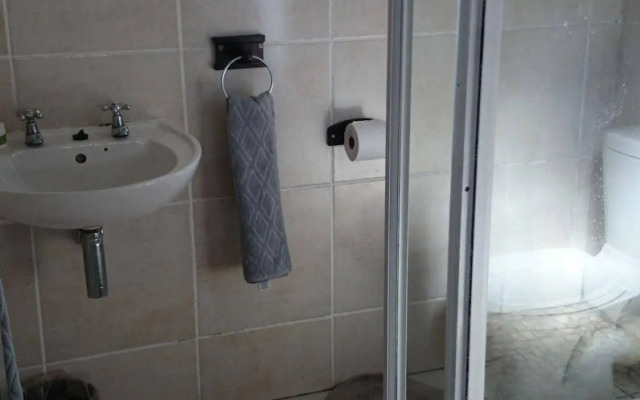 At Eezzze Riversway Self Catering