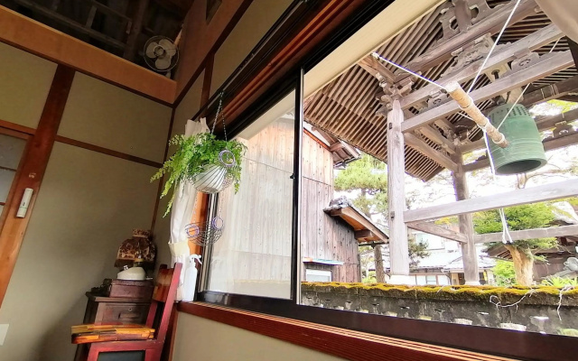 静かに過ごす古民家STAY in 高島 トイレシャワー共用 – Restaurant – Takashima