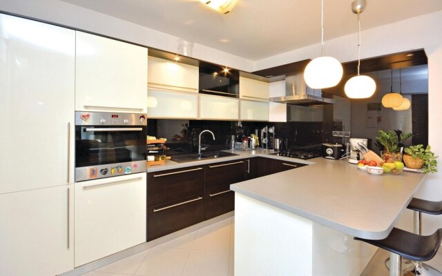 Beautiful Home in Kastel Stafilic With Wifi and 8 Bedrooms