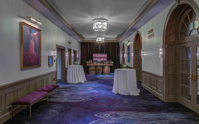 The Historic Cavalier Hotel and Beach Club, Autograph Collection