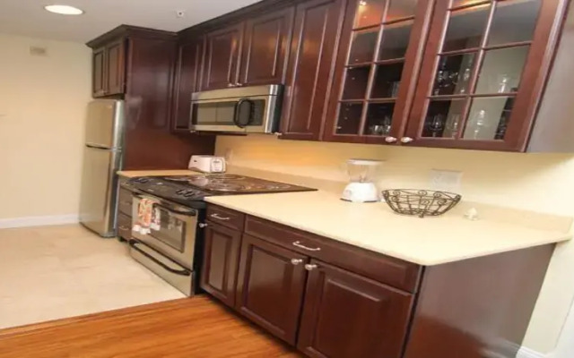 Renaissance Rittenhouse Square 1 Bedroom