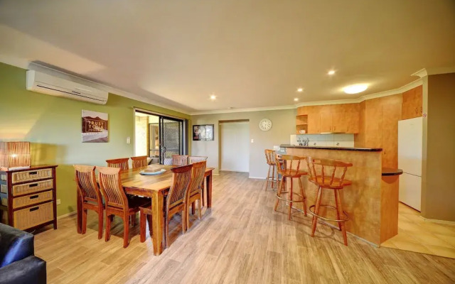 Anaheim Holiday Houses