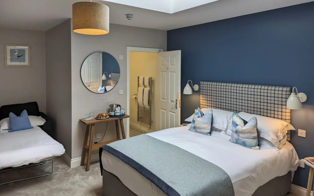 Beach House Hotel