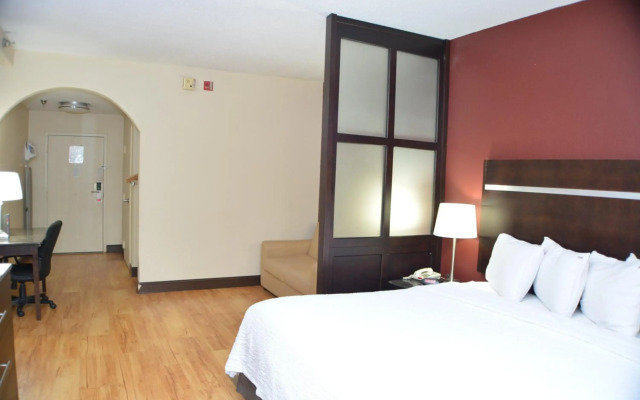 Red Roof Inn PLUS+ & Suites Chattanooga - Downtown